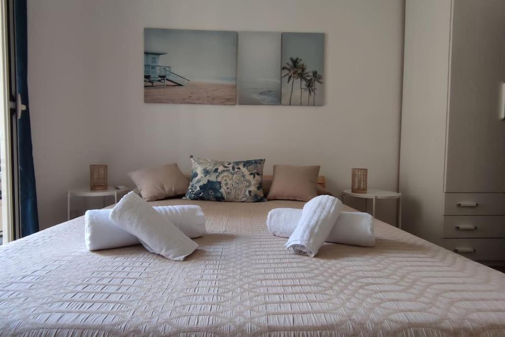 Casa Vacanze U Curtigghiu เชฟาลู ภายนอก รูปภาพ